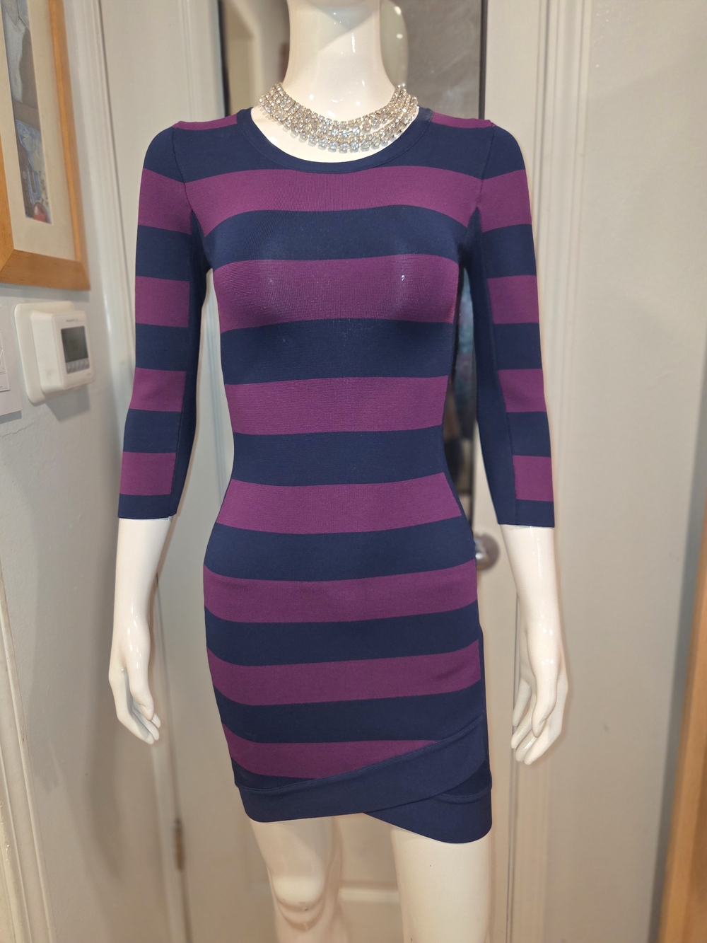 BCBGMaxAzria Sexy Kendall Navy and Purple Striped Bodycon Mini Dress Sz Xs